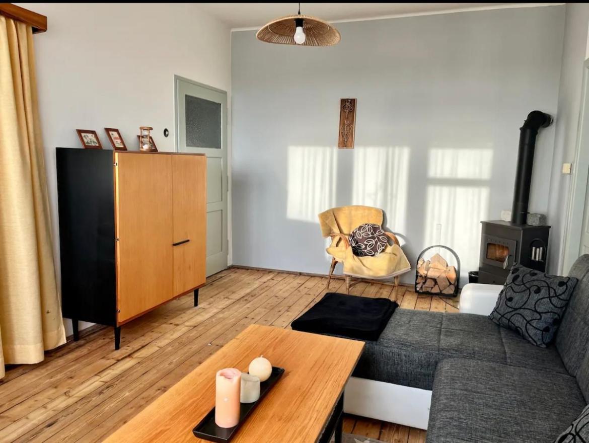 Slunny Byt S Krasnym Vyhledem Apartment Nove Mesto nad Metuji Exterior photo
