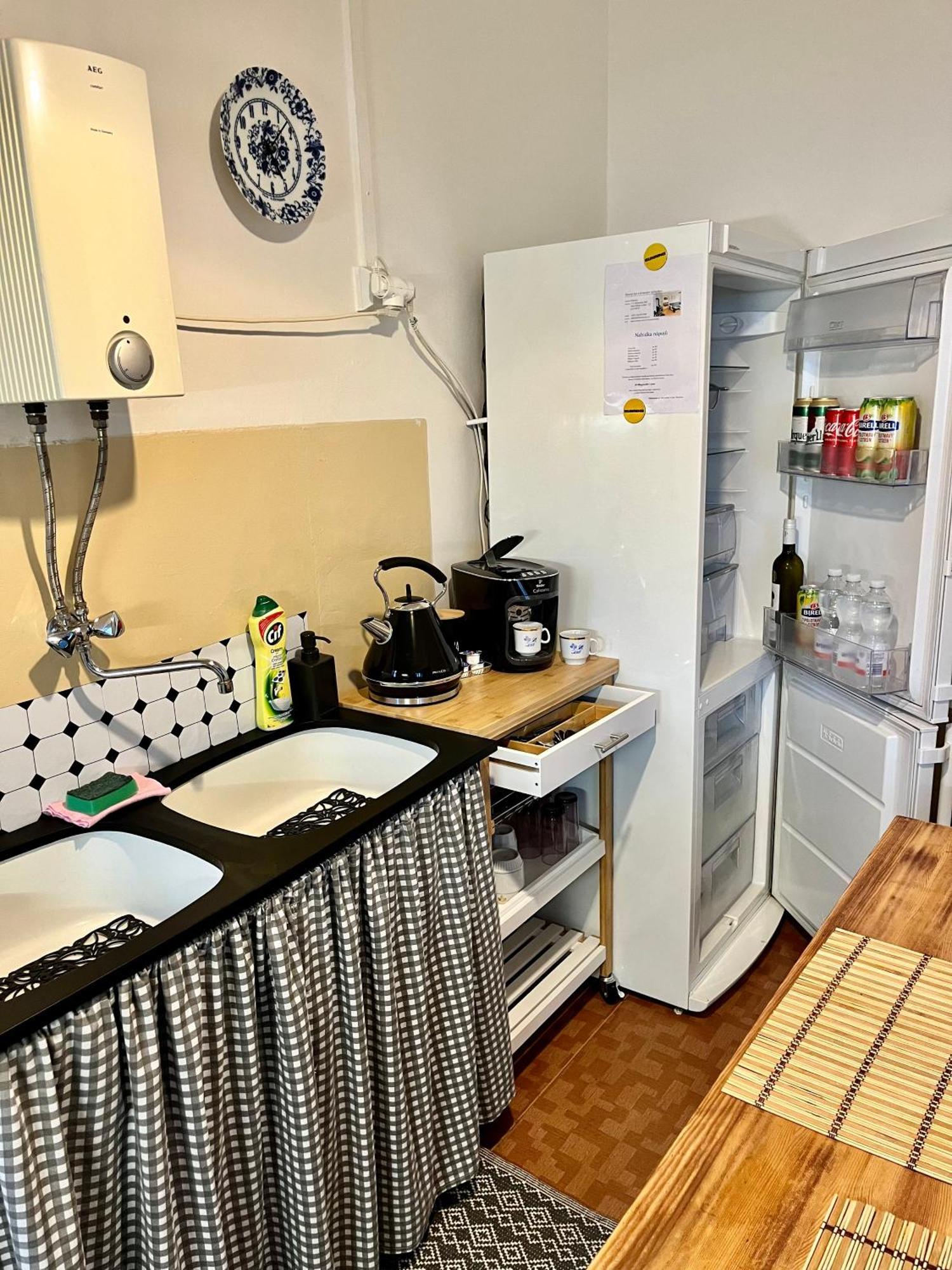 Slunny Byt S Krasnym Vyhledem Apartment Nove Mesto nad Metuji Exterior photo